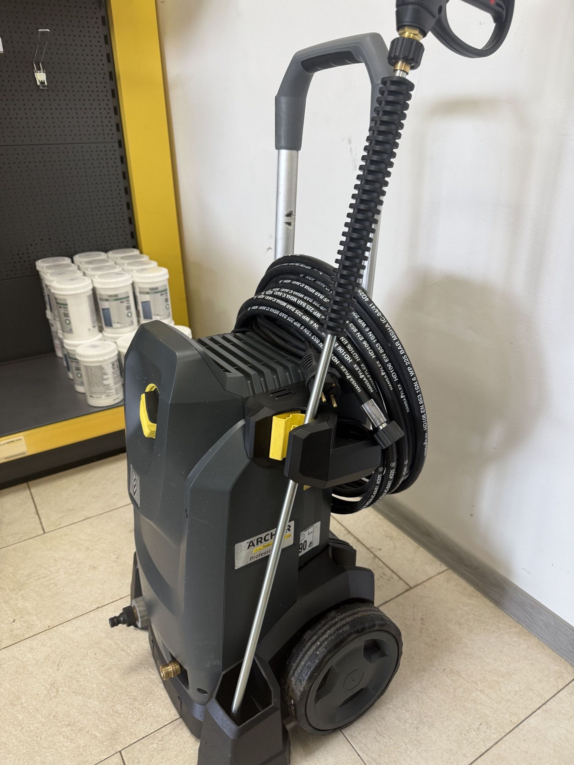 Водоструйна машина KARCHER HD 6/15 M PLUS